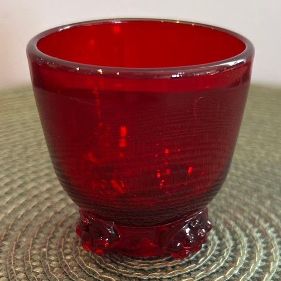 Blenko Applied Rosette Ruby Red Whiskey Tumblers or Shot Glass in pristine shape - Picture 4 of 8